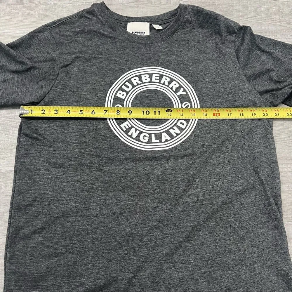 Burberry England Circle Logo Men’s T Shirt Size L Dark Grey